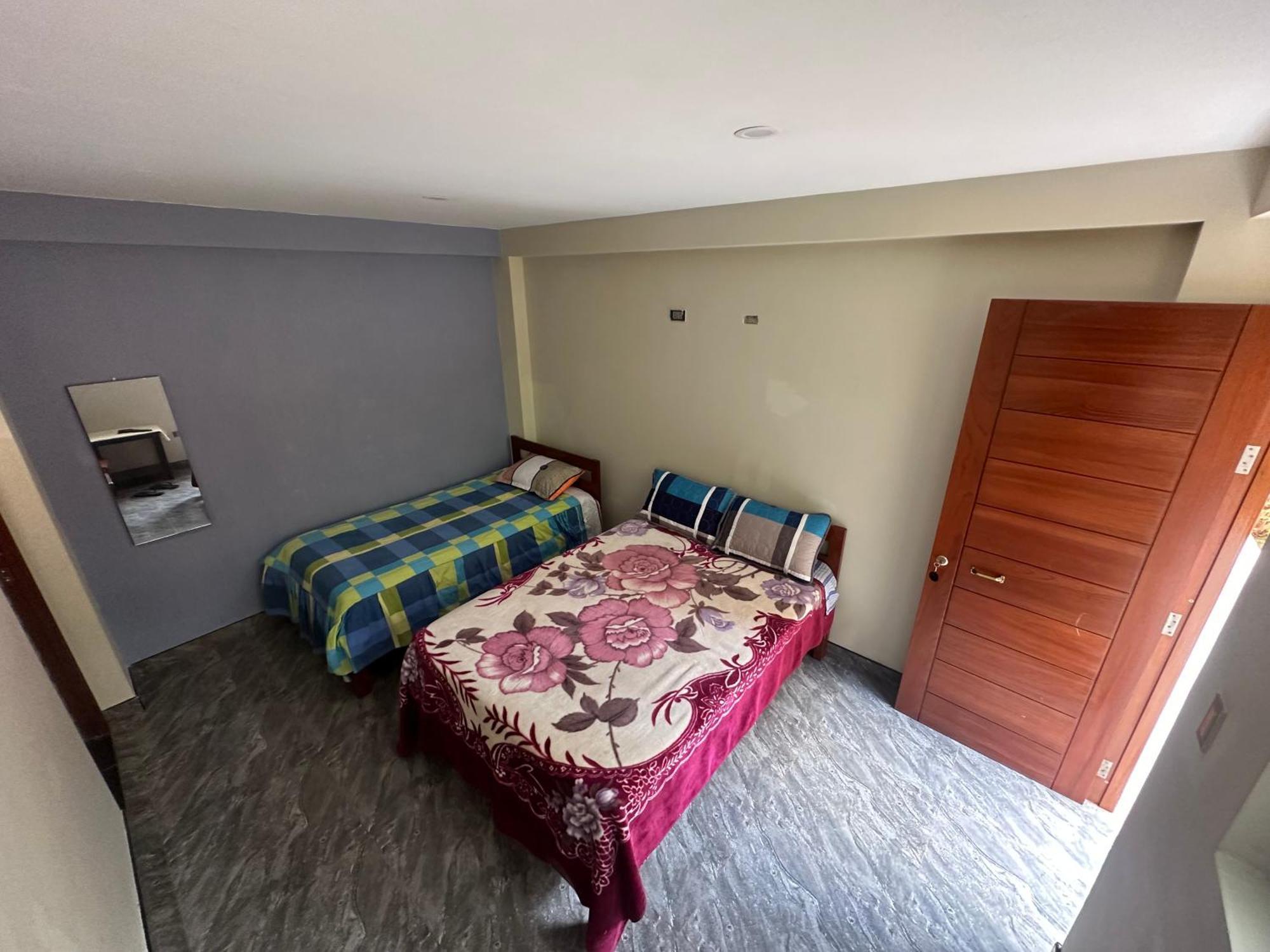 Хостел Aventura Chachapoyas Backpackers Екстер'єр фото