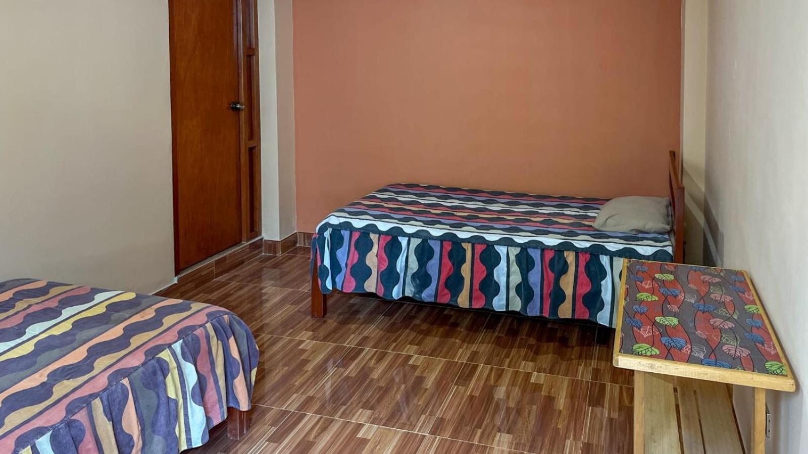 Хостел Aventura Chachapoyas Backpackers Екстер'єр фото