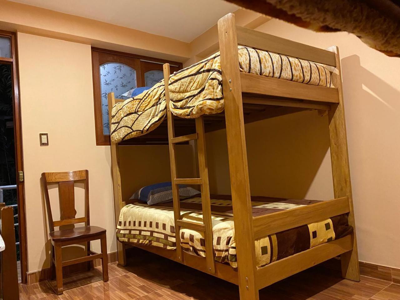 Хостел Aventura Chachapoyas Backpackers Екстер'єр фото