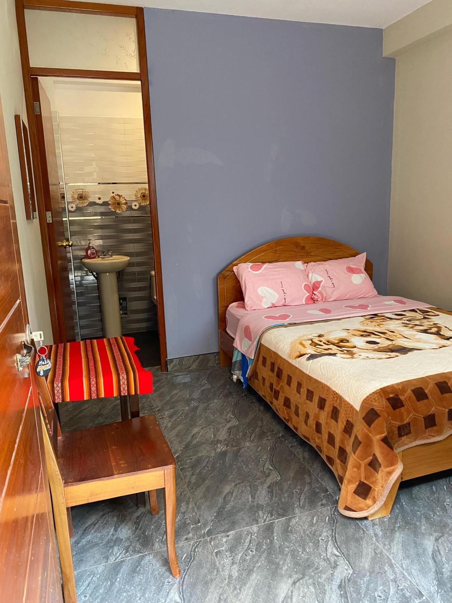 Хостел Aventura Chachapoyas Backpackers Екстер'єр фото